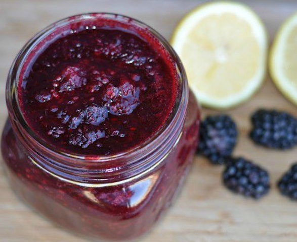 Homemade-blackberry-jam-recipe-500x409