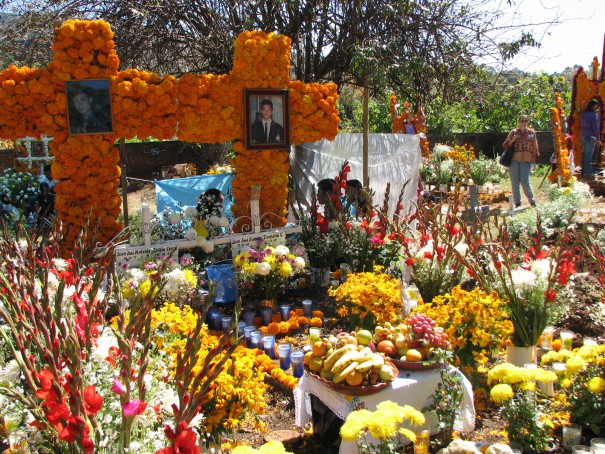 graveyard mexico day of the dead cemetery