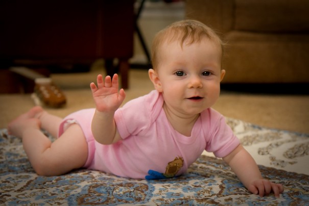 Baby waving-Dean Wissing-flickr