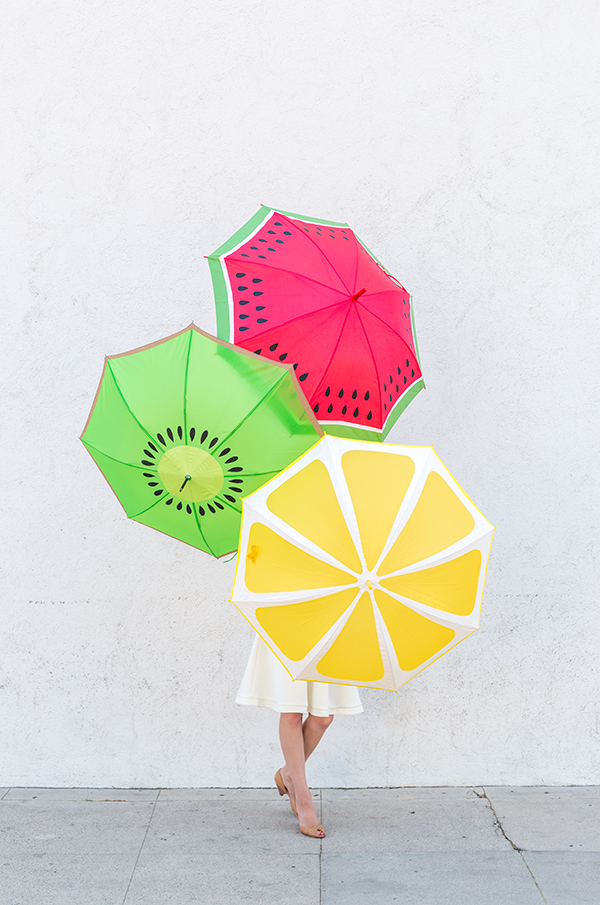 diy-fruit-slice-umbrella